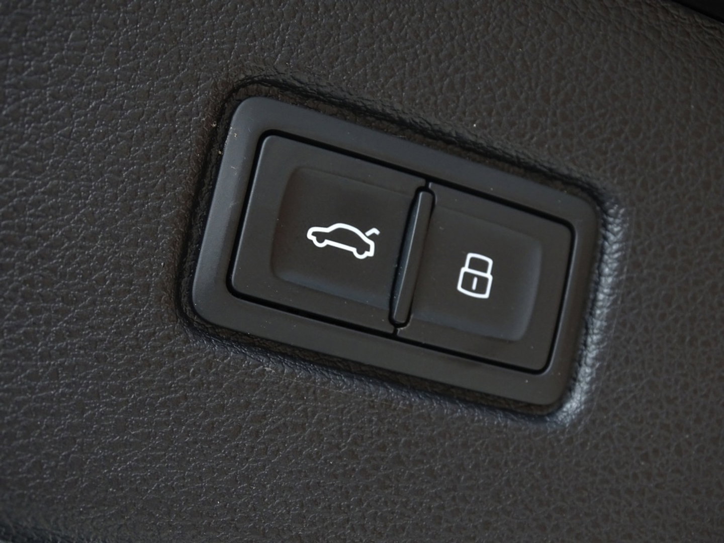 Audi Q7 55 TFSIe 381PK Quattro S-line / B&O / Massage / Softclose / 360°
