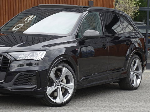 Audi Q7 55 TFSIe 381PK Quattro S-line / B&O / Massage / Softclose / 360°
