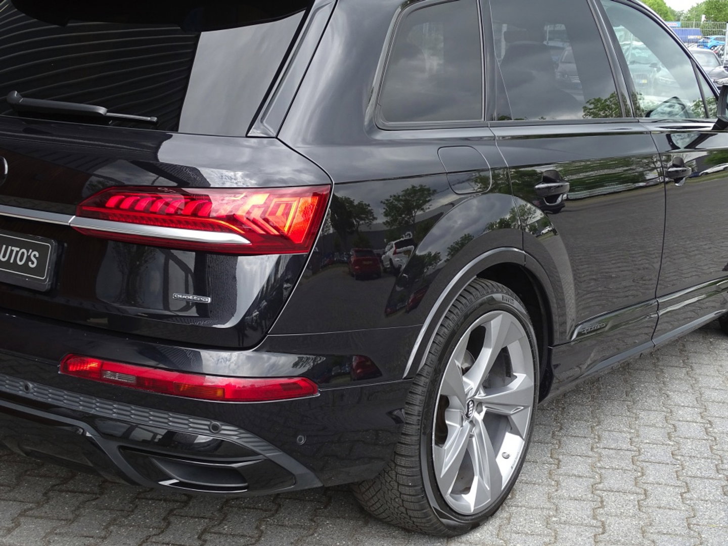 Audi Q7 55 TFSIe 381PK Quattro S-line / B&O / Massage / Softclose / 360°