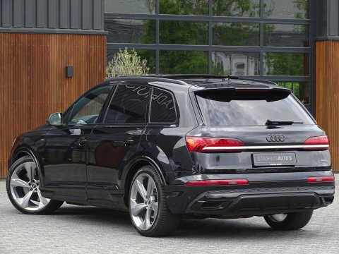 Audi Q7 55 TFSIe 381PK Quattro S-line / B&O / Massage / Softclose / 360°