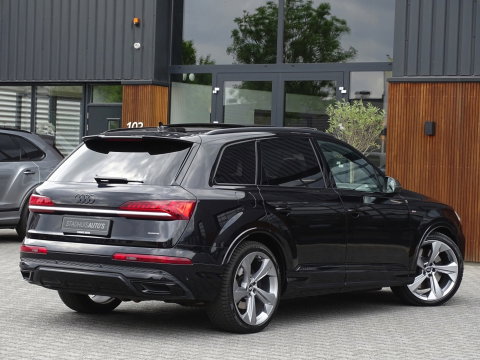 Audi Q7 55 TFSIe 381PK Quattro S-line / B&O / Massage / Softclose / 360°