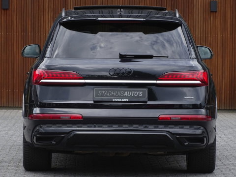 Audi Q7 55 TFSIe 381PK Quattro S-line / B&O / Massage / Softclose / 360°