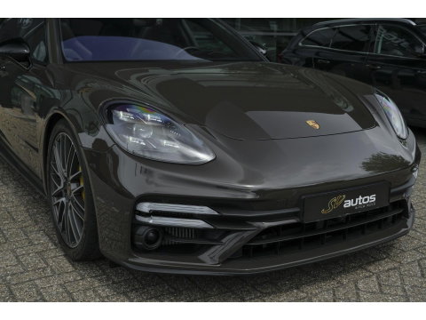 Porsche Panamera Sport Turismo 4.0 V8 Turbo S 700pk E-Hybrid Panoramadak Keramisch Luchtvering 4-wielsturing NLauto 1e eigenaar!