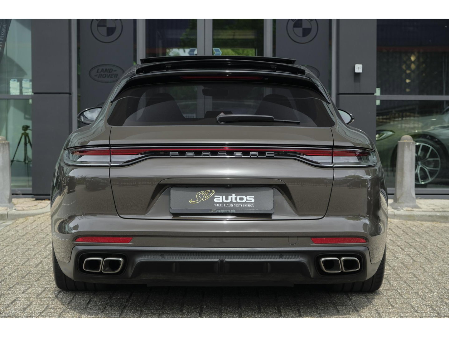Porsche Panamera Sport Turismo 4.0 V8 Turbo S 700pk E-Hybrid Panoramadak Keramisch Luchtvering 4-wielsturing NLauto 1e eigenaar!