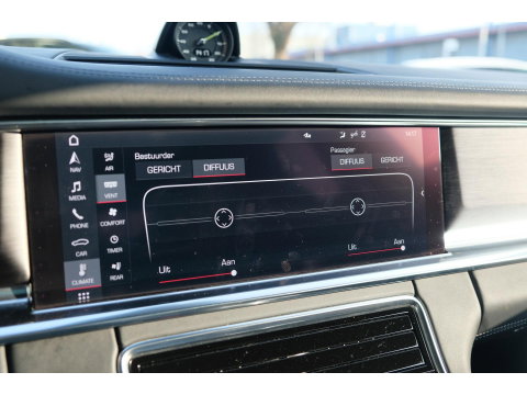 Porsche Panamera Sport Turismo 4.0 V8 Turbo S 700pk E-Hybrid Panoramadak Keramisch Luchtvering 4-wielsturing NLauto 1e eigenaar!