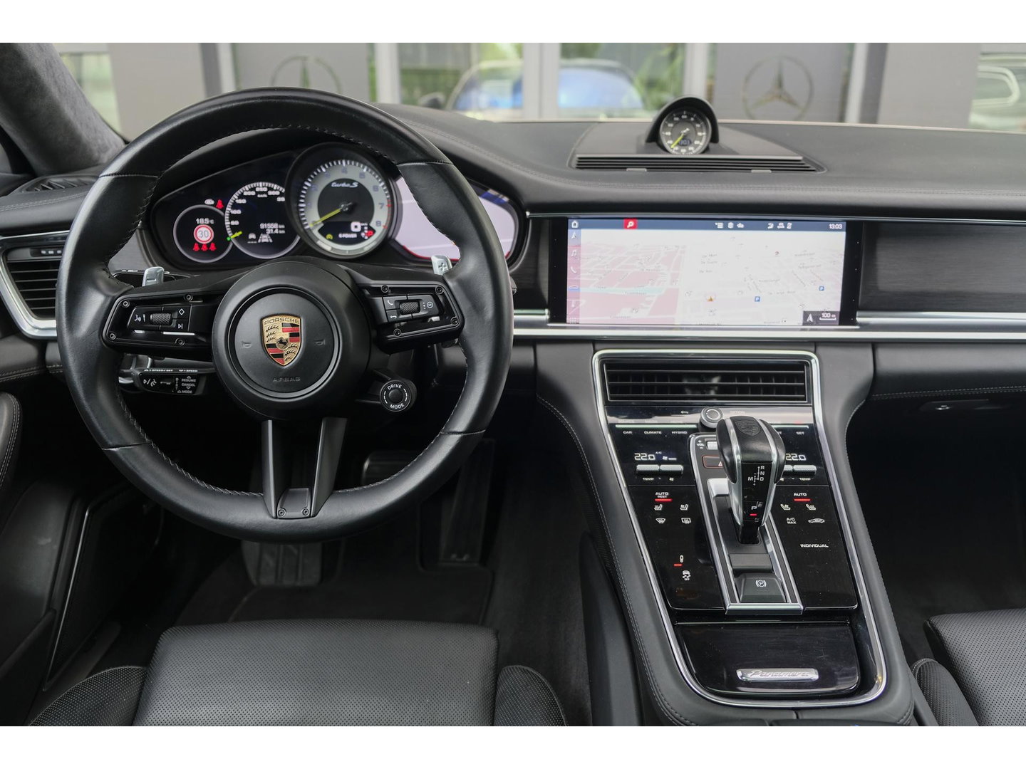 Porsche Panamera Sport Turismo 4.0 V8 Turbo S 700pk E-Hybrid Panoramadak Keramisch Luchtvering 4-wielsturing NLauto 1e eigenaar!
