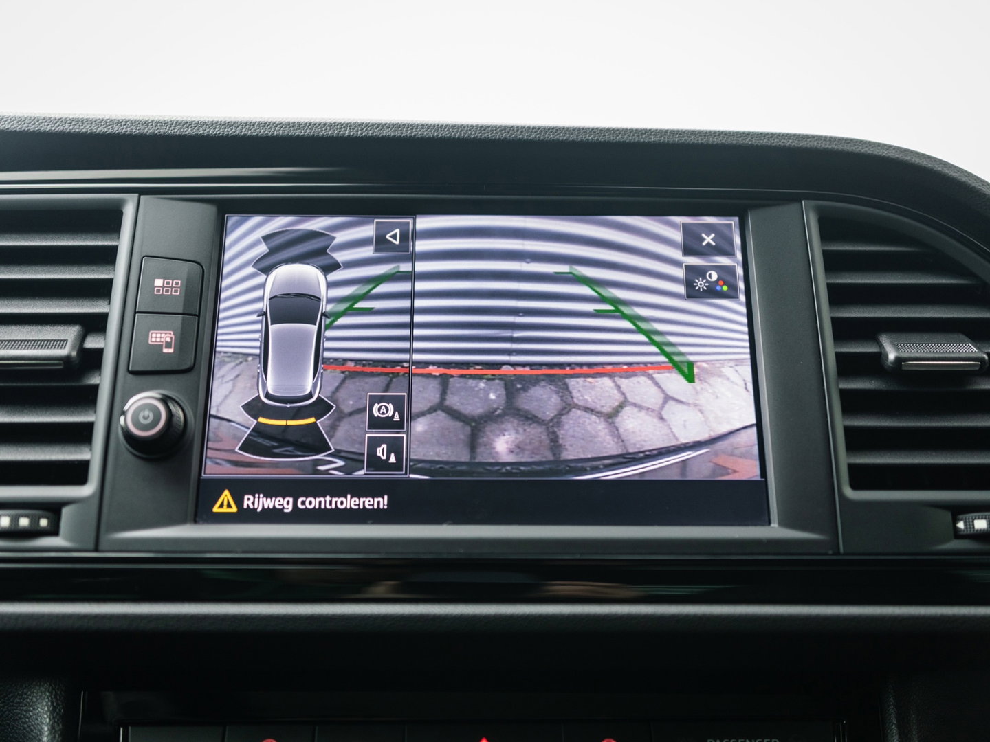 SEAT Leon 2.0 TSI CUPRA PANO BEATS VIRTUAL CAMERA KEYLESS