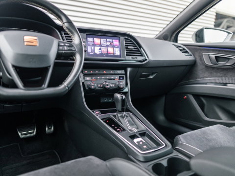 SEAT Leon 2.0 TSI CUPRA PANO BEATS VIRTUAL CAMERA KEYLESS