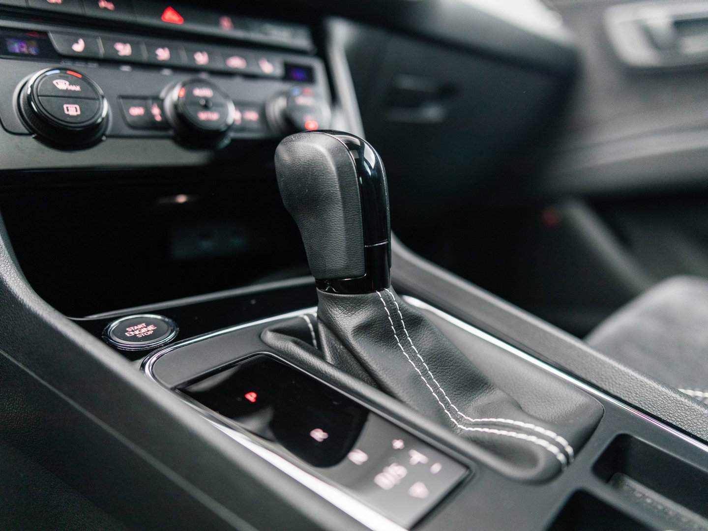 SEAT Leon 2.0 TSI CUPRA PANO BEATS VIRTUAL CAMERA KEYLESS