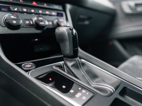 SEAT Leon 2.0 TSI CUPRA PANO BEATS VIRTUAL CAMERA KEYLESS