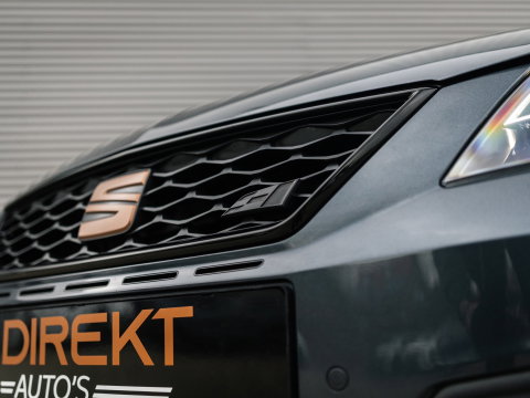 SEAT Leon 2.0 TSI CUPRA PANO BEATS VIRTUAL CAMERA KEYLESS