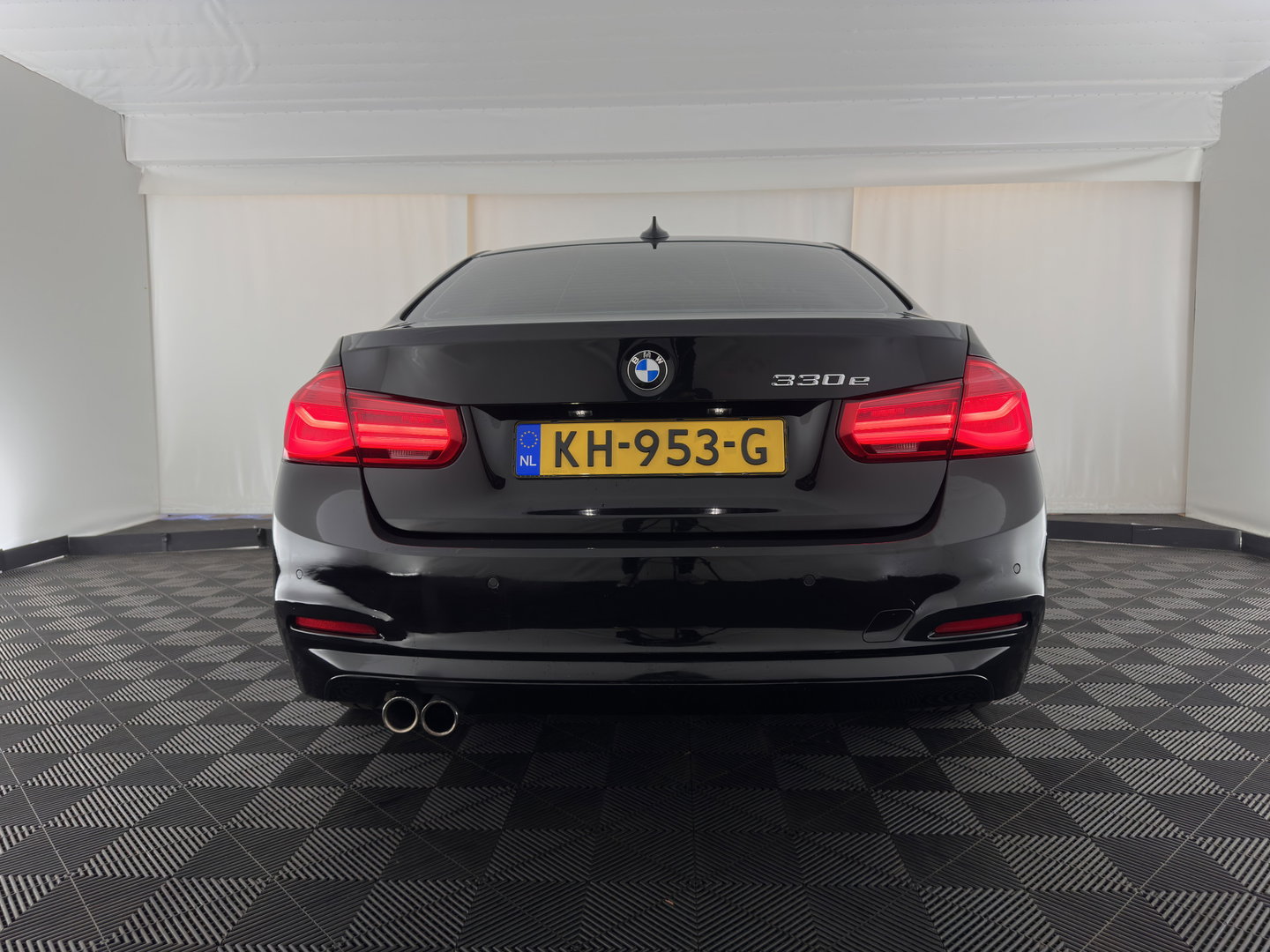 BMW 3-serie 330e Executive (Plug-In) Aut. *LEATHER | FULL-LED | SPORTSEATS | NAVI-FULLMAP | PRIVACY-GLASS | ECC | PDC | CRUISE | 17''ALU*