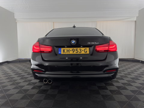BMW 3-serie 330e Executive (Plug-In) Aut. *LEATHER | FULL-LED | SPORTSEATS | NAVI-FULLMAP | PRIVACY-GLASS | ECC | PDC | CRUISE | 17''ALU*