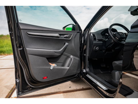 Škoda Karoq 1.5 TSI ACT Style | TREKHAAK | CAMERA | SUNSET | 17" LM VELG | ALL SEASON BANDEN