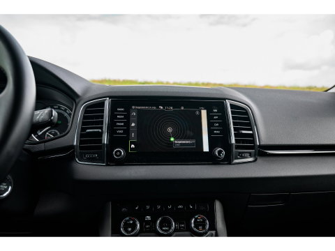 Škoda Karoq 1.5 TSI ACT Style | TREKHAAK | CAMERA | SUNSET | 17" LM VELG | ALL SEASON BANDEN
