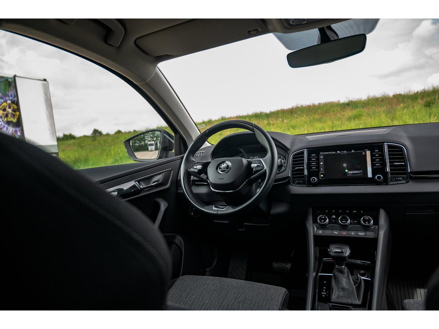 Škoda Karoq 1.5 TSI ACT Style | TREKHAAK | CAMERA | SUNSET | 17" LM VELG | ALL SEASON BANDEN