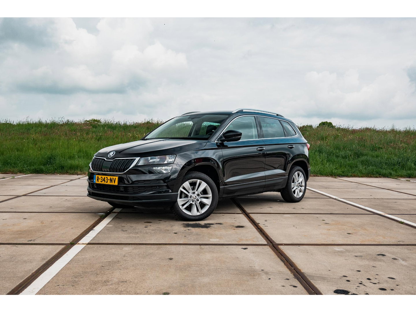 Škoda Karoq 1.5 TSI ACT Style | TREKHAAK | CAMERA | SUNSET | 17" LM VELG | ALL SEASON BANDEN