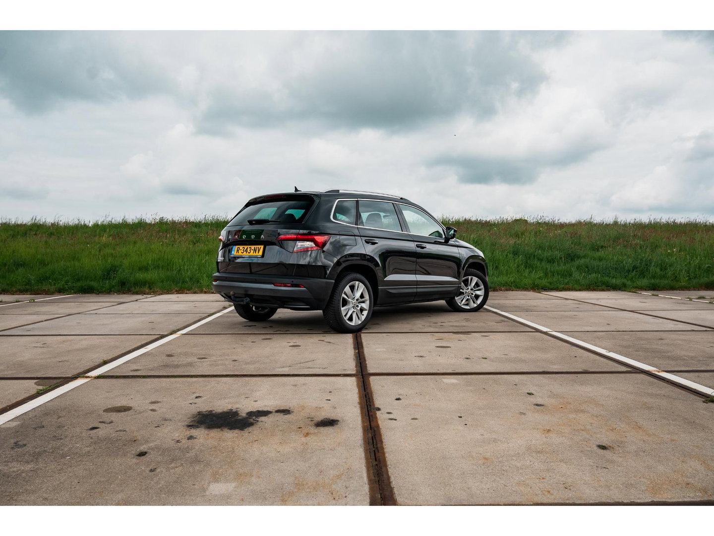 Škoda Karoq 1.5 TSI ACT Style | TREKHAAK | CAMERA | SUNSET | 17" LM VELG | ALL SEASON BANDEN