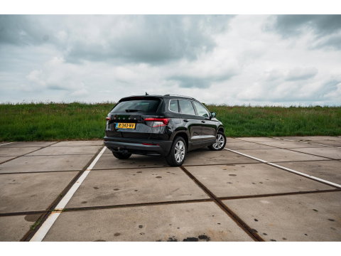 Škoda Karoq 1.5 TSI ACT Style | TREKHAAK | CAMERA | SUNSET | 17" LM VELG | ALL SEASON BANDEN