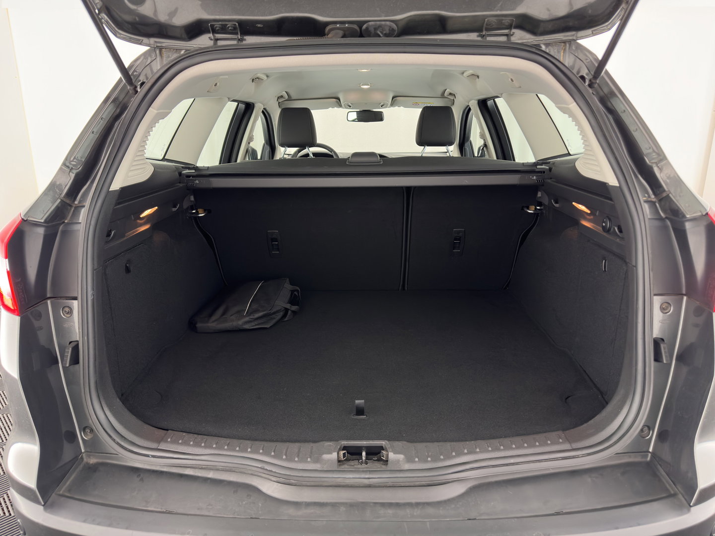 Ford FOCUS Wagon 1.5 TDCI Titanium *NAVI-FULLMAP | KEYLESS | COMFORTSEATS | SYNC-AUDIO | ECC | PDC | CRUISE | 16''ALU*