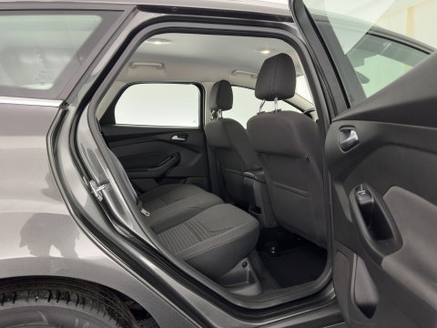 Ford FOCUS Wagon 1.5 TDCI Titanium *NAVI-FULLMAP | KEYLESS | COMFORTSEATS | SYNC-AUDIO | ECC | PDC | CRUISE | 16''ALU*