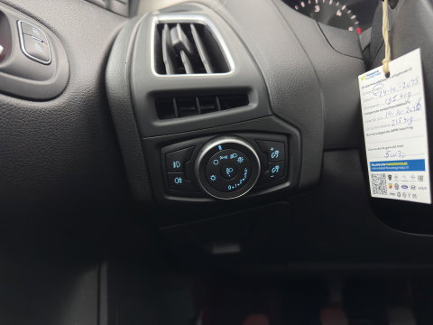 Ford FOCUS Wagon 1.5 TDCI Titanium *NAVI-FULLMAP | KEYLESS | COMFORTSEATS | SYNC-AUDIO | ECC | PDC | CRUISE | 16''ALU*