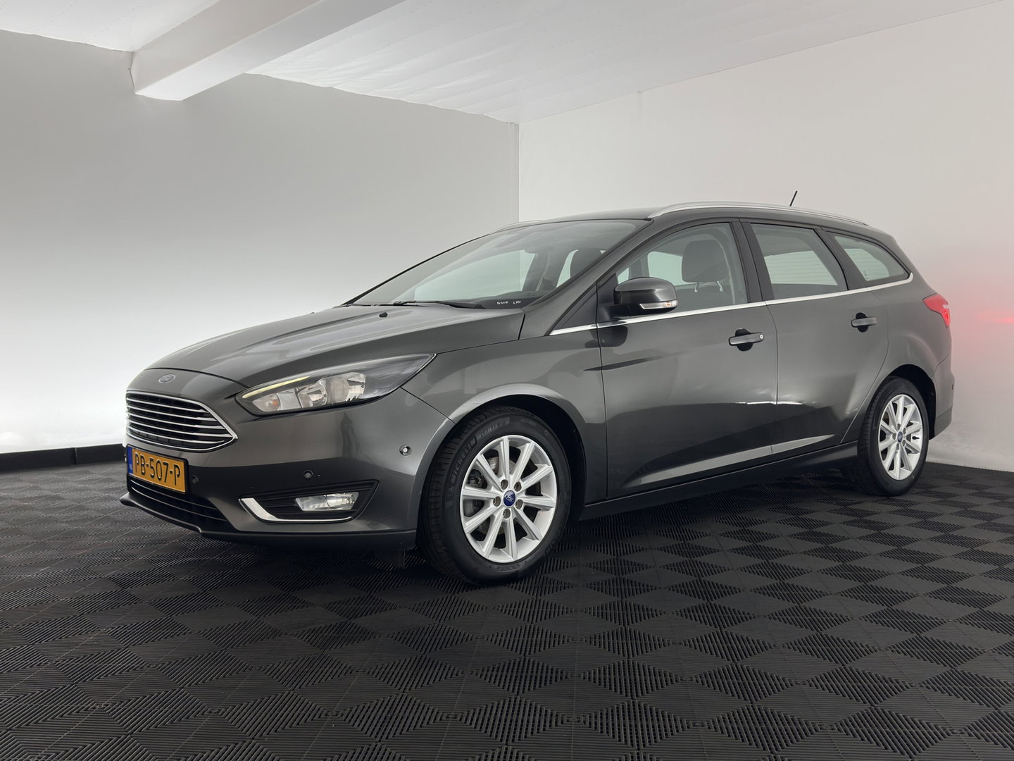 Ford FOCUS Wagon 1.5 TDCI Titanium *NAVI-FULLMAP | KEYLESS | COMFORTSEATS | SYNC-AUDIO | ECC | PDC | CRUISE | 16''ALU*