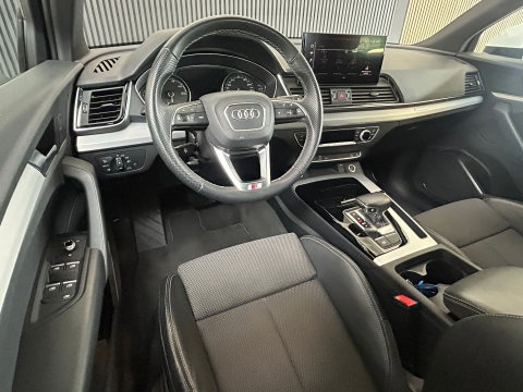 Audi Q5 50 TFSI e S-LINE|AUTOMAAT|CRUISE|20INCH|APPLECARPLAY|TREKHAAK|STOELVERWARMING|