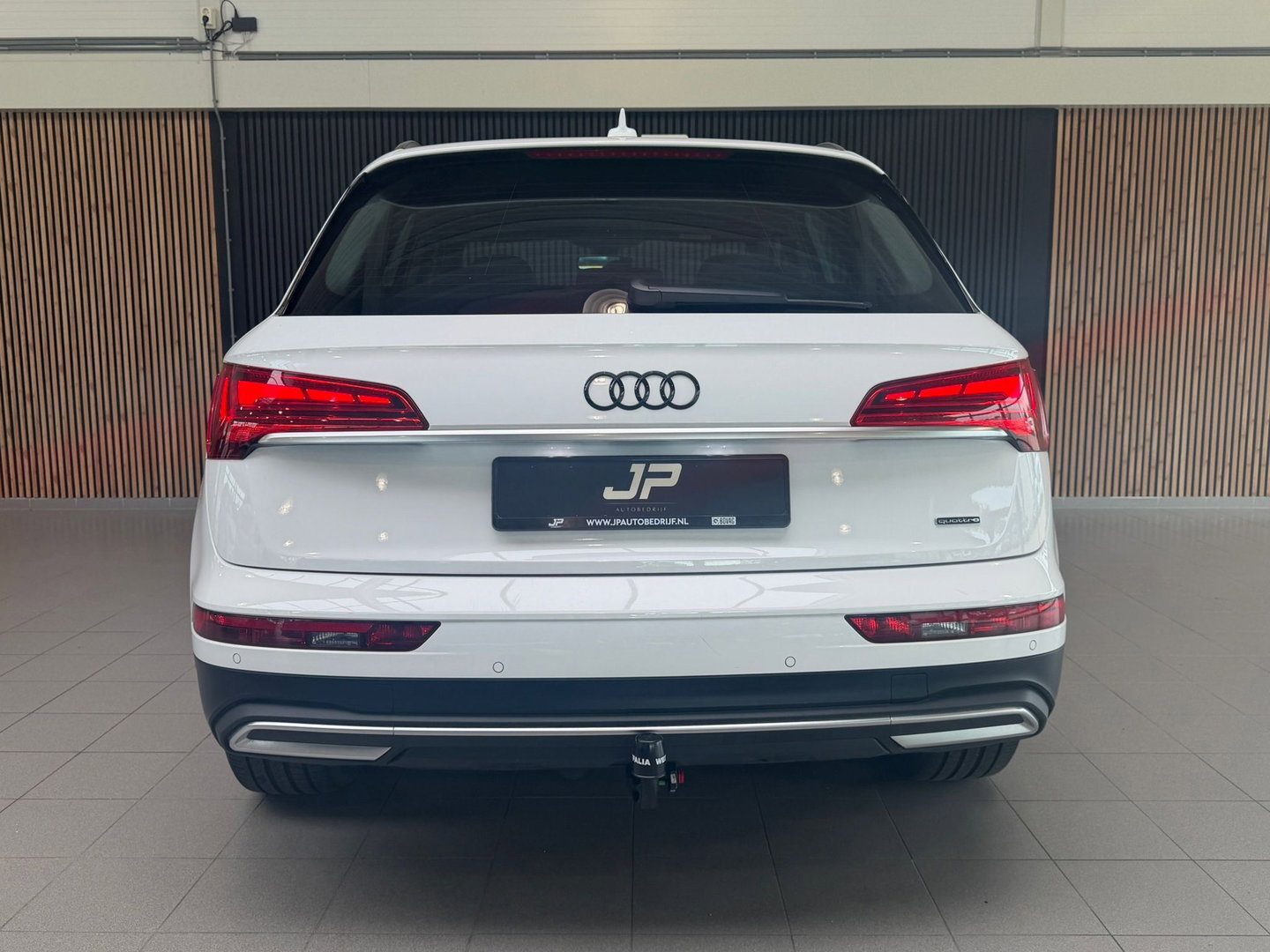 Audi Q5 50 TFSI e S-LINE|AUTOMAAT|CRUISE|20INCH|APPLECARPLAY|TREKHAAK|STOELVERWARMING|