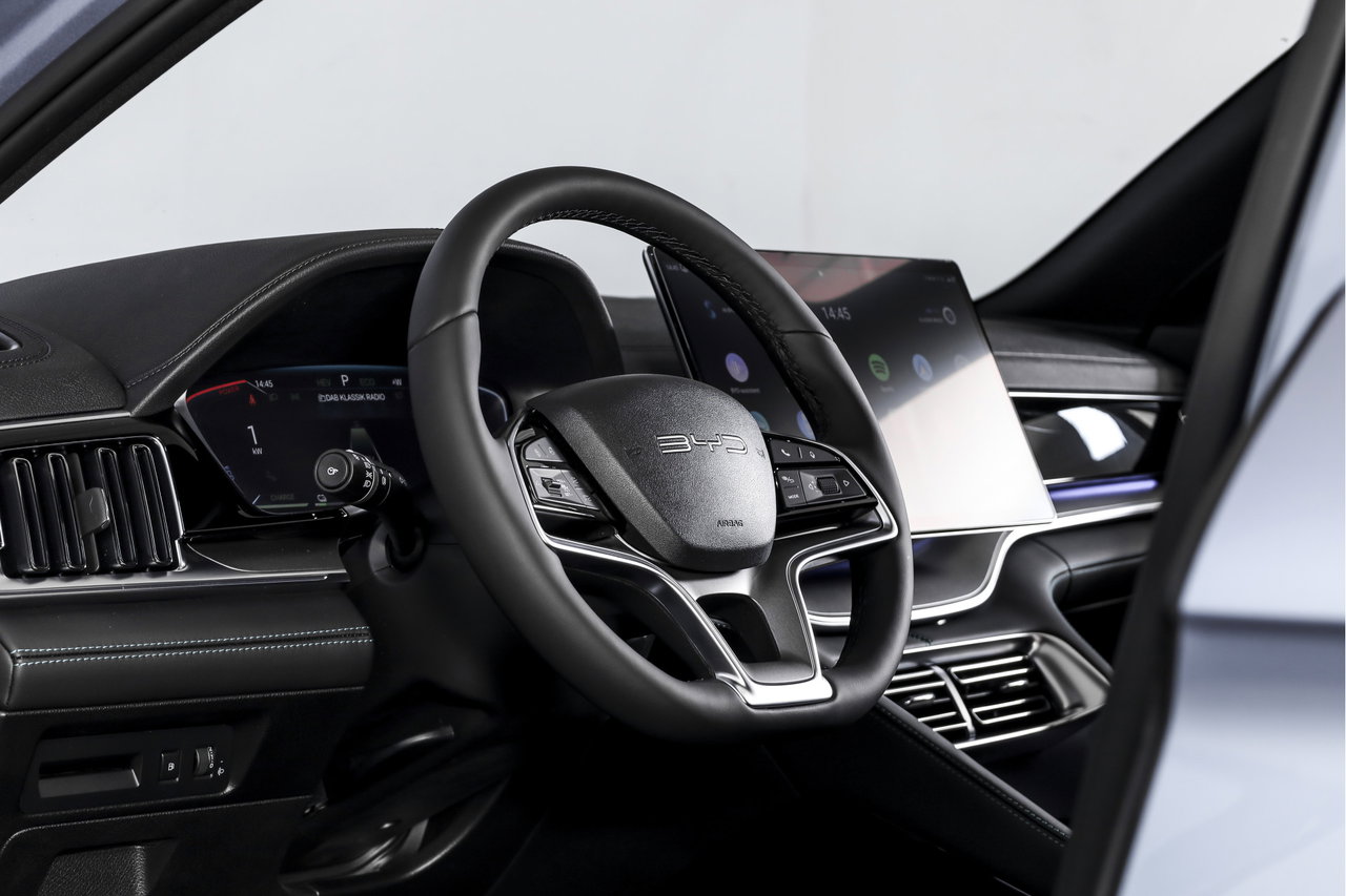 BYD SEAL U