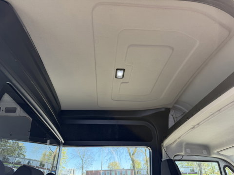 Iveco Daily 35S14V 2.3 automaat 410 L4H2 DC 6 persoons / vaste prijs rijklaar € 29.950 ex btw / ideale motorsport bus / euro 6 / bpm vrij / cruise en climate control / trekhaak 3500 kg !