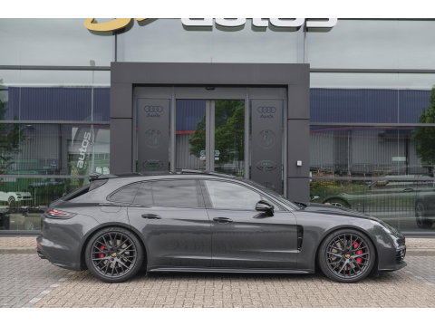 Porsche Panamera Sport Turismo GTS 4.0 V8 460PK SportDesign Pano Sport Chrono Carbon Alcantara 18-weg Sportstoelen Sportuitlaat Luchtvering