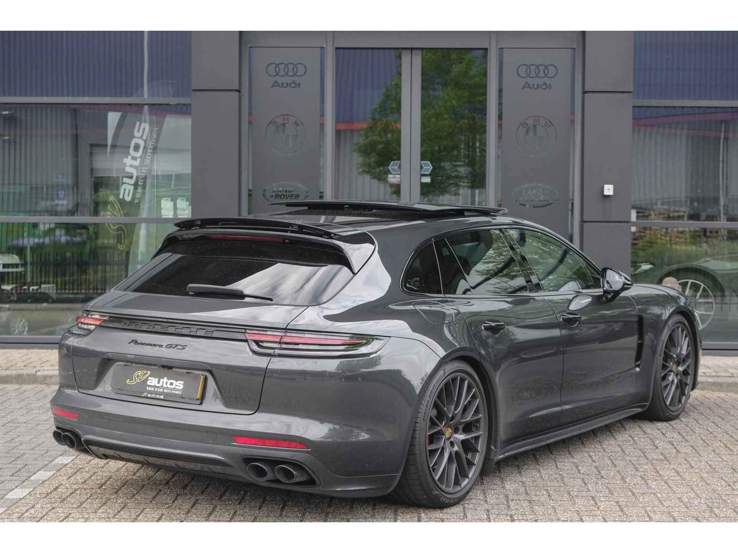 Porsche Panamera Sport Turismo GTS 4.0 V8 460PK SportDesign Pano Sport Chrono Carbon Alcantara 18-weg Sportstoelen Sportuitlaat Luchtvering