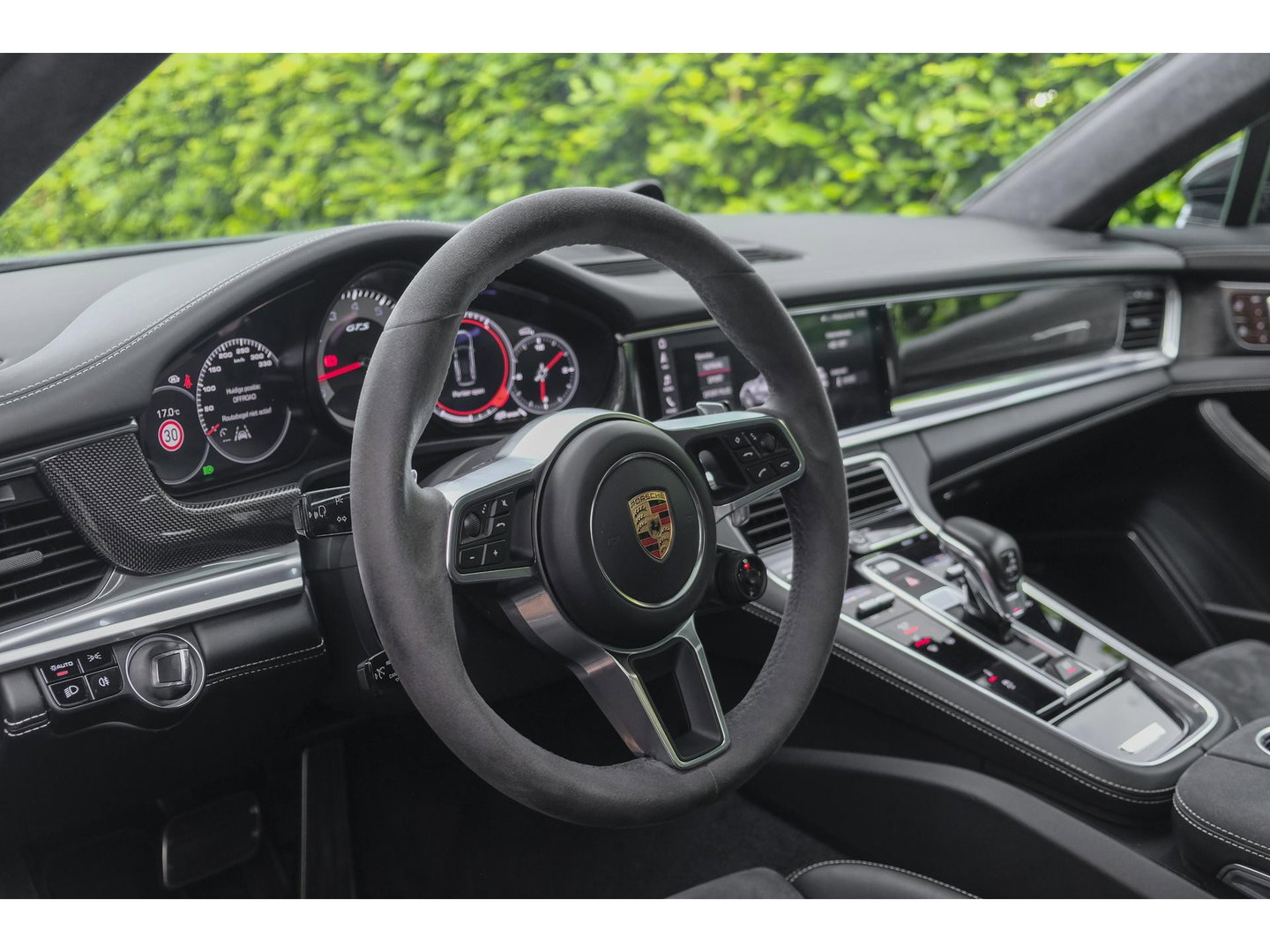 Porsche Panamera Sport Turismo GTS 4.0 V8 460PK SportDesign Pano Sport Chrono Carbon Alcantara 18-weg Sportstoelen Sportuitlaat Luchtvering