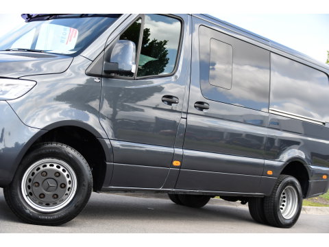 Mercedes-Benz Sprinter 519 V6 3.0 CDI L2H1 DC PB Edition N1, Cruise, Camera, Carplay, LED, 2 x Schuifdeur, 3500kg trekhaak, 10,5'' Mbux, Leder,