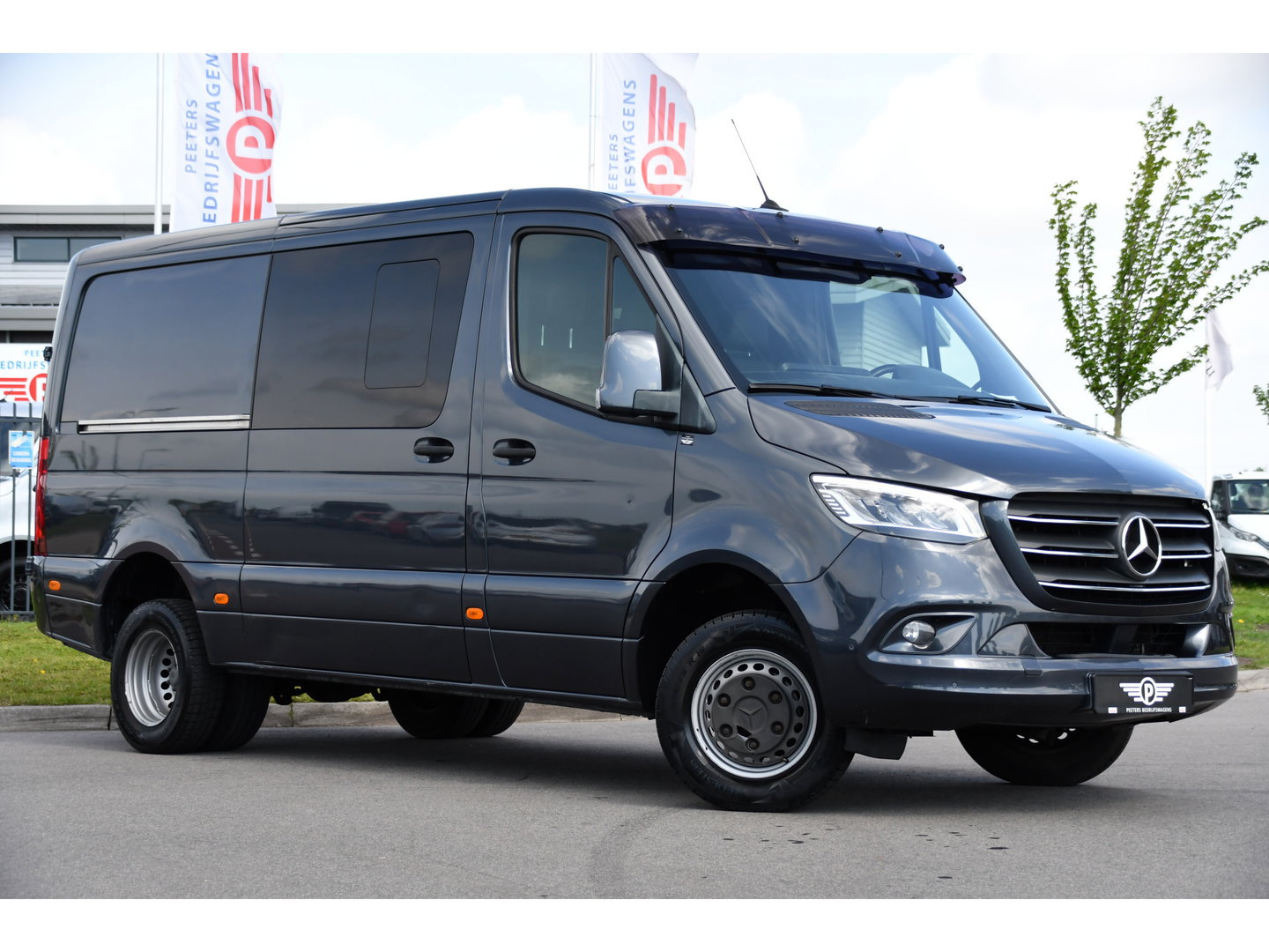 Mercedes-Benz Sprinter 519 V6 3.0 CDI L2H1 DC PB Edition N1, Cruise, Camera, Carplay, LED, 2 x Schuifdeur, 3500kg trekhaak, 10,5'' Mbux, Leder,