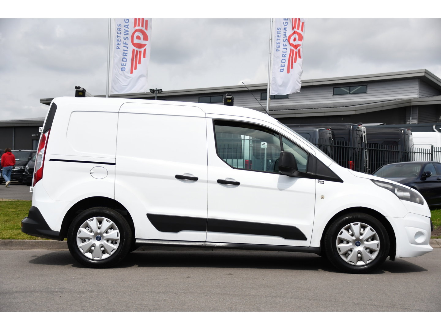 Ford Transit Connect 1.6 TDCI L1 Edition Cruise, Airco, Trekhaak, 95pk, Radio, Voorruitverwarming, Uniek!