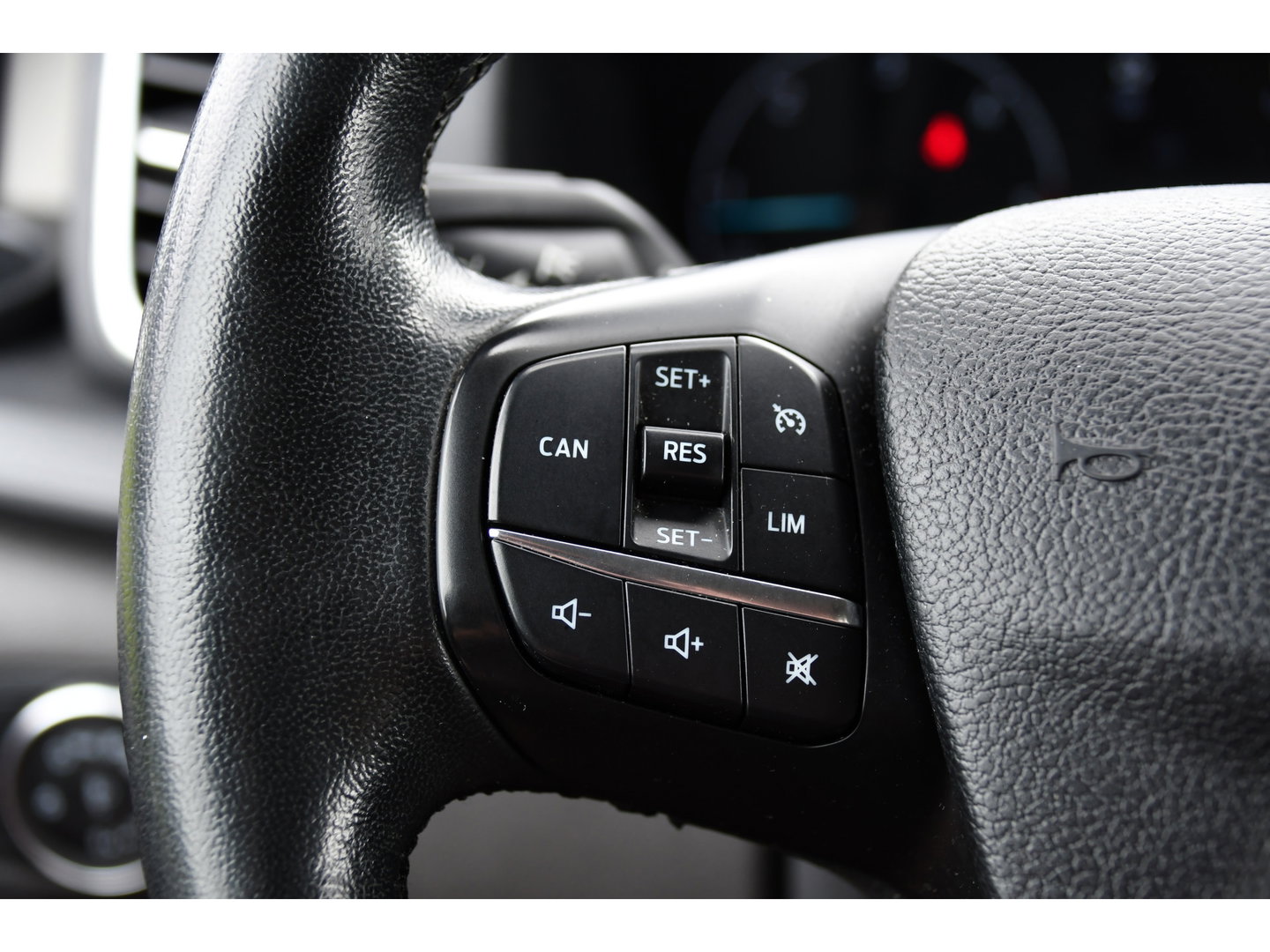 Ford Transit Custom 300 2.0 TDCI L2H1 Limited DC PB Edition Cruise, Camera, Carplay, LED, 2 x Schuifdeur, Stoelverwarming, 170pk, Trekhaak, NAVI, Uniek!