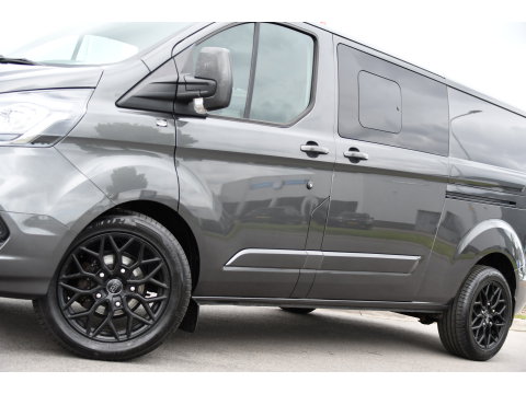Ford Transit Custom 300 2.0 TDCI L2H1 Limited DC PB Edition Cruise, Camera, Carplay, LED, 2 x Schuifdeur, Stoelverwarming, 170pk, Trekhaak, NAVI, Uniek!