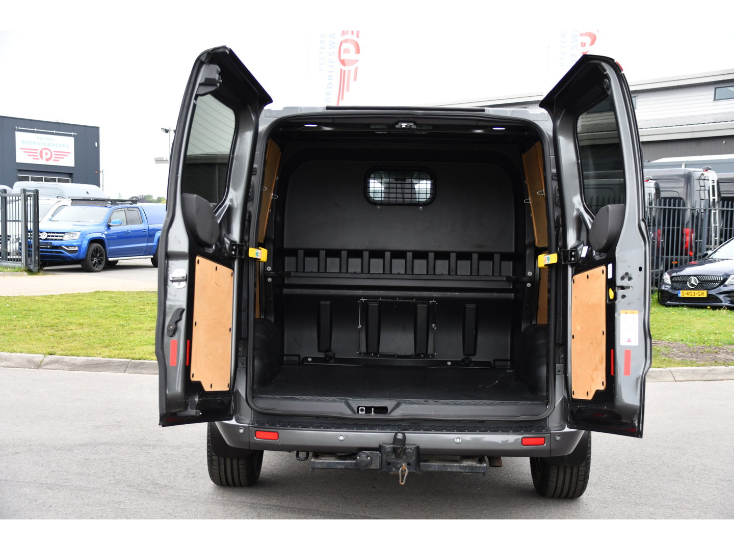 Ford Transit Custom 300 2.0 TDCI L2H1 Limited DC PB Edition Cruise, Camera, Carplay, LED, 2 x Schuifdeur, Stoelverwarming, 170pk, Trekhaak, NAVI, Uniek!