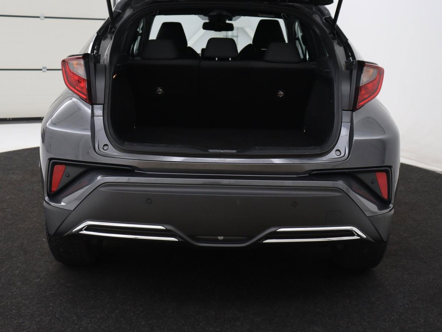 Toyota C-HR 2.0 Hybrid Dynamic | Stoelverwarming | Adaptive cruise | Camera | Carplay | Navigatie | Climate control | Bluetooth