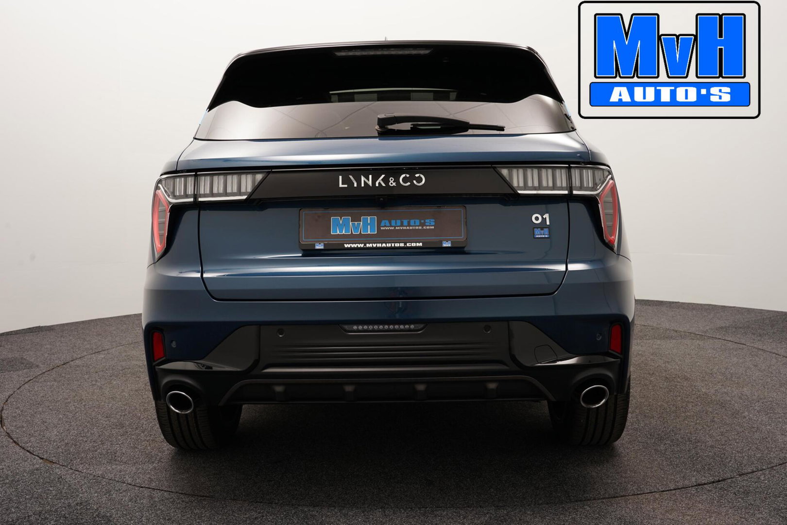 Lynk & Co 01 1.5 Plug-in Hybride|ZWARTE.HEMEL|360ºCAM|PANO