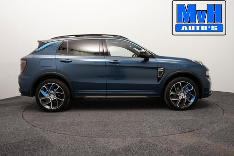 Lynk & Co 01 1.5 Plug-in Hybride|ZWARTE.HEMEL|360ºCAM|PANO