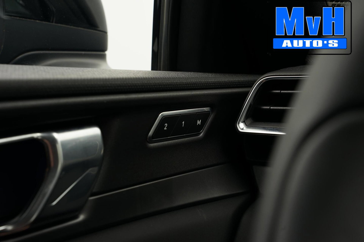 Lynk & Co 01 1.5 PHEV|BLACK EDITION|ZWARTE.HEMEL|PANORAMADAK