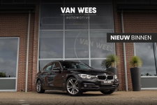 BMW 3 Serie - 320i Edition Sport Line Shadow Executive | 2e eigenaar | NL auto | Cruise control | Apple Carplay | Climate control | Sportstuur | Navigatie | Bluetooth | Sportstoelen | LED