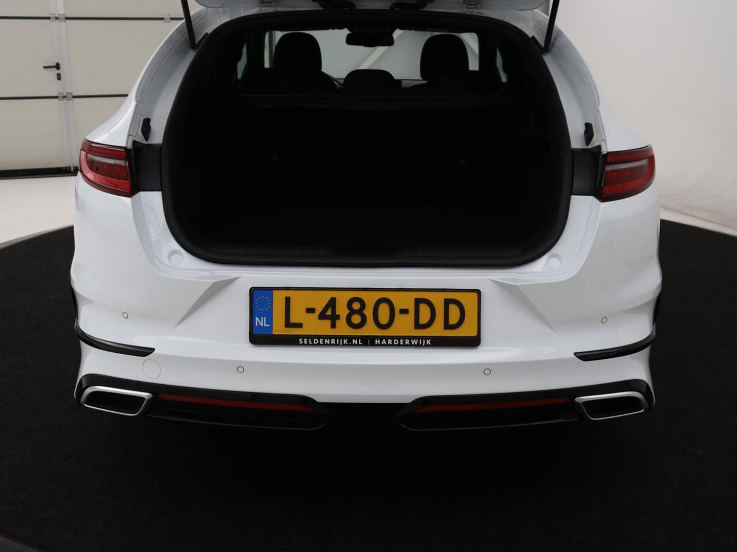 Kia ProCeed 1.5 T-GDi MHEV GT-Line Edition | Panoramadak | Carplay | Camera | Navigatie | Parkeerhulp | DAB | Climate control | Bluetooth | Cruise control