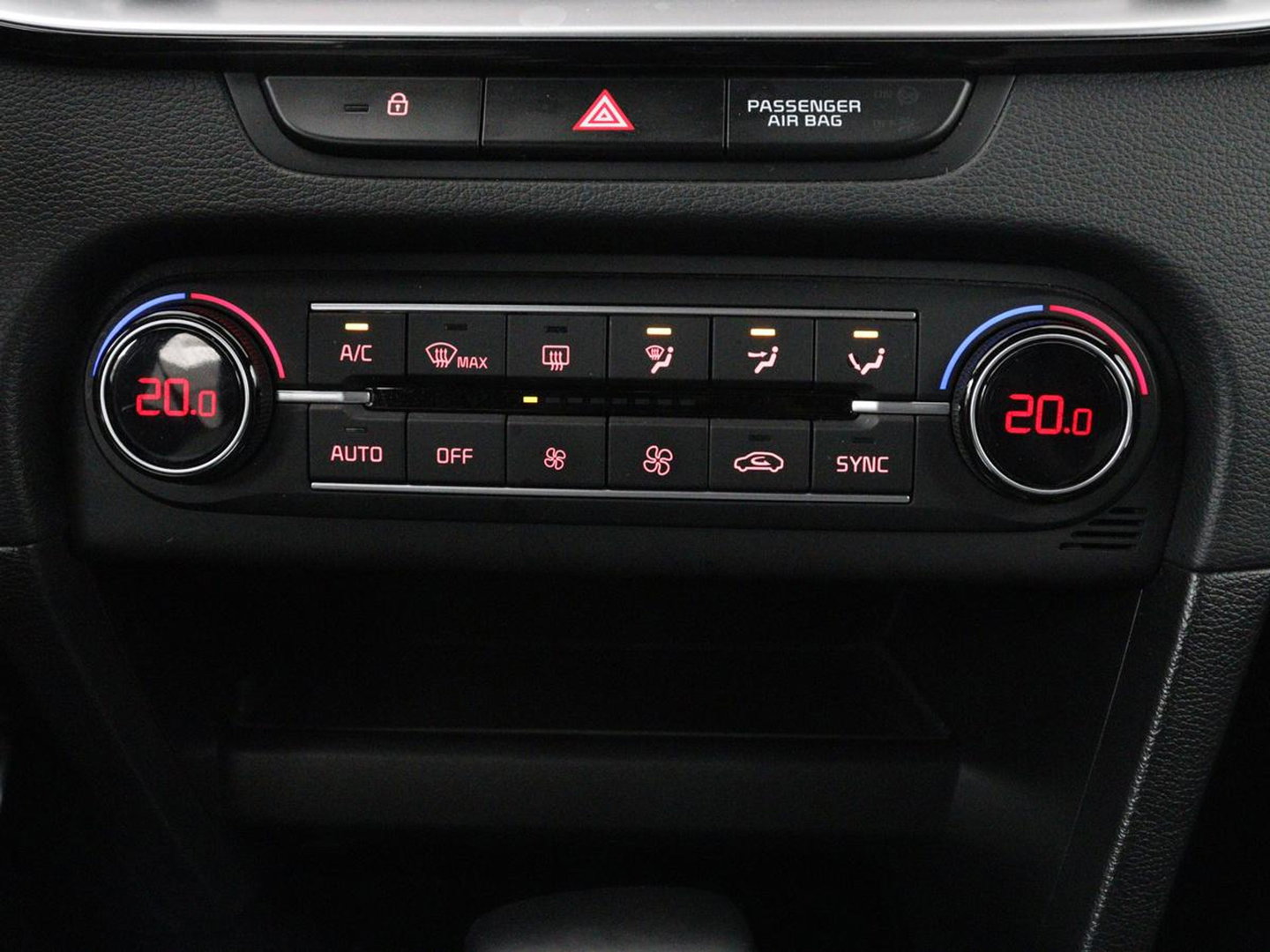 Kia ProCeed 1.5 T-GDi MHEV GT-Line Edition | Panoramadak | Carplay | Camera | Navigatie | Parkeerhulp | DAB | Climate control | Bluetooth | Cruise control