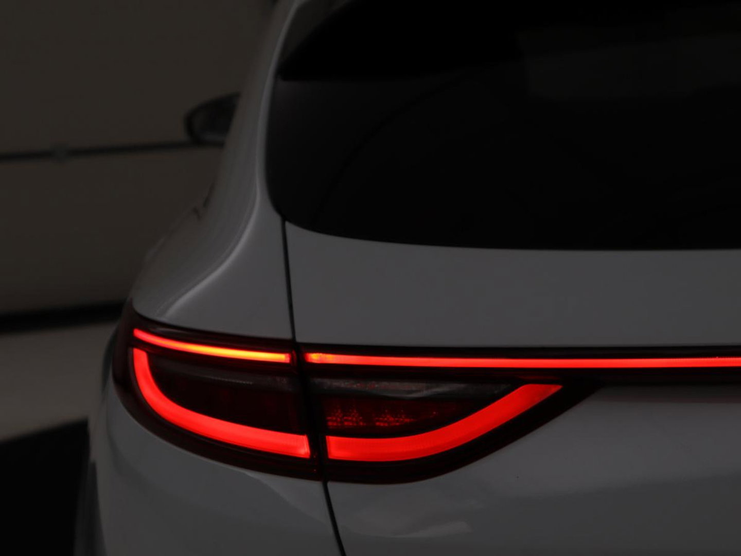 Kia ProCeed 1.5 T-GDi MHEV GT-Line Edition | Panoramadak | Carplay | Camera | Navigatie | Parkeerhulp | DAB | Climate control | Bluetooth | Cruise control