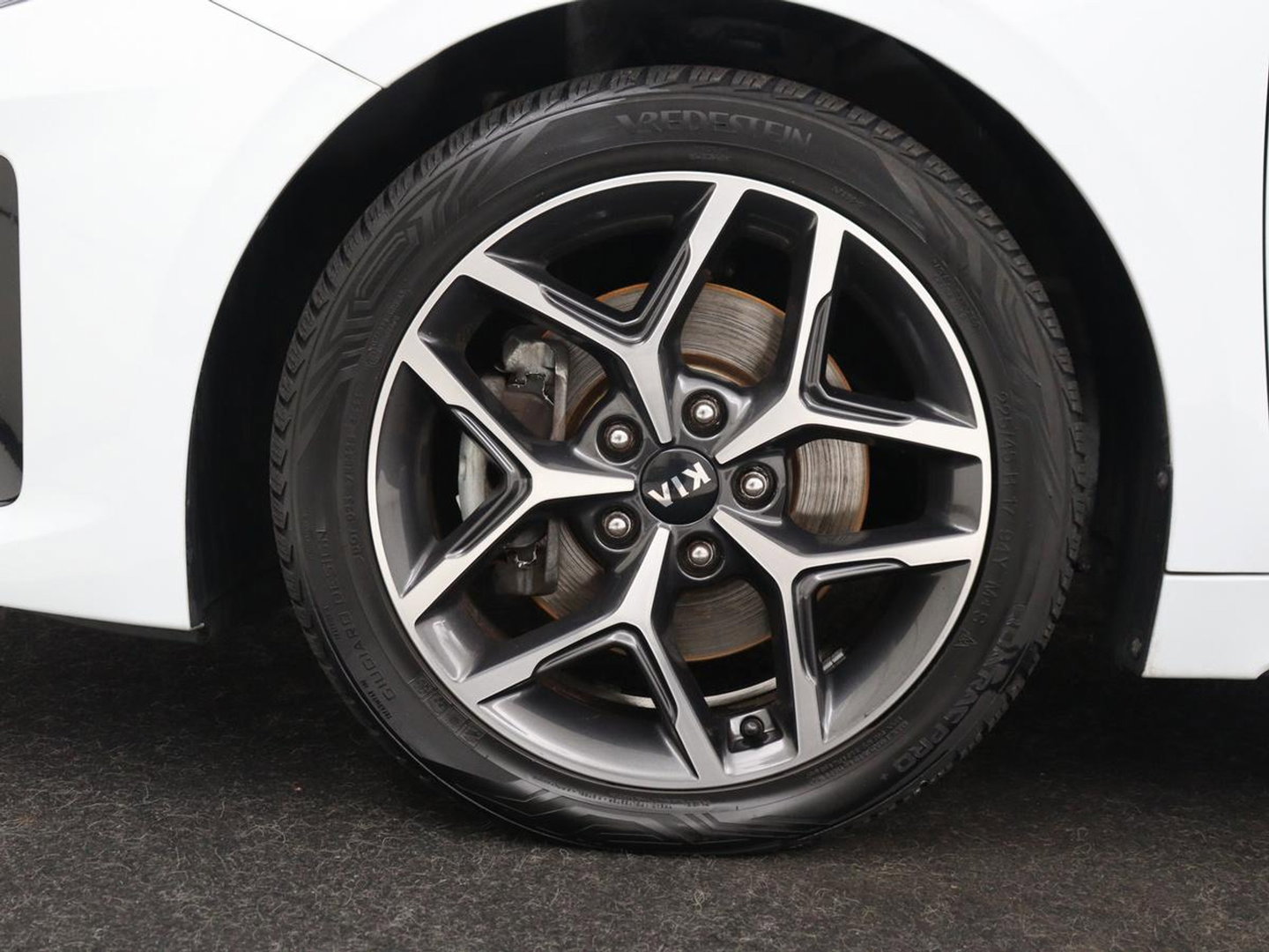 Kia ProCeed 1.5 T-GDi MHEV GT-Line Edition | Panoramadak | Carplay | Camera | Navigatie | Parkeerhulp | DAB | Climate control | Bluetooth | Cruise control