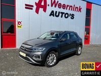 Volkswagen T-Roc - 1.5 TSI Life Business IQ drive Camera Trekhaak afneembaar